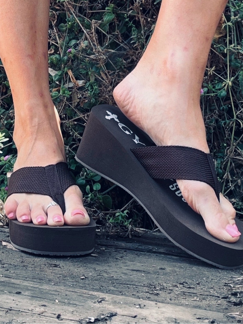NEW Gypsy soule 3” black platform sandals flip flops 90’s Y2K vintage shoes goth